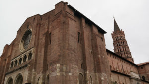  Exterieur van de Basilique Saint-Sernin